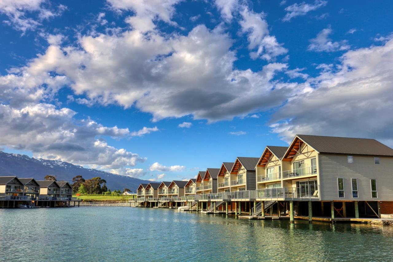 Marsden Lake Resort Central Otago Cromwell Bagian luar foto The Jack's Point clubhouse
