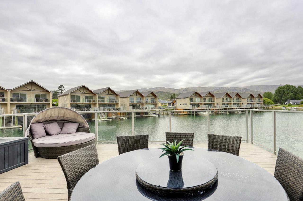 Marsden Lake Resort Central Otago Cromwell Bagian luar foto The Landing, Taupo